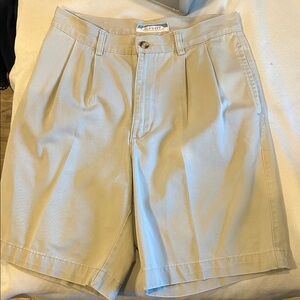 Old Navy Men's Tan Flat Front Shorts Vintage